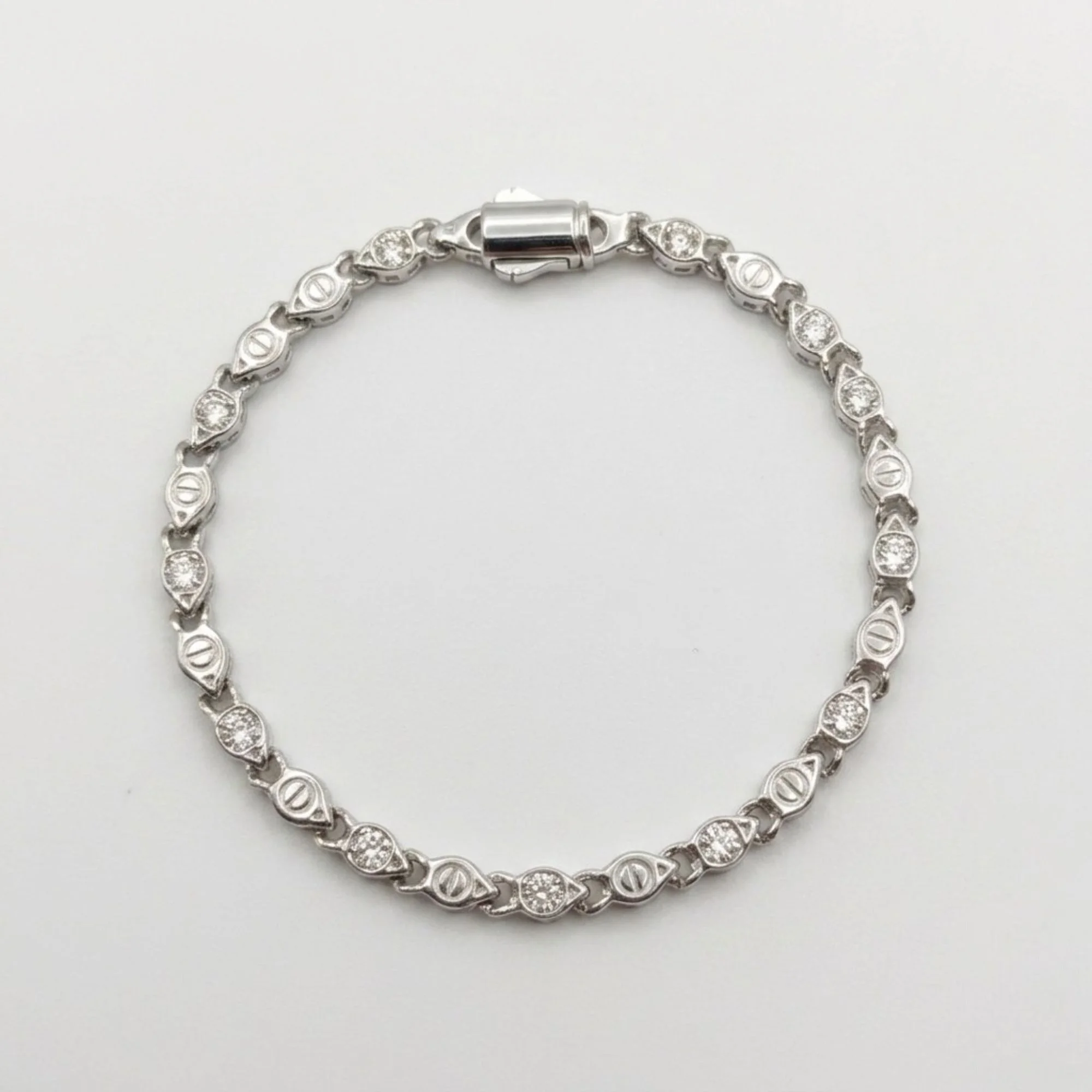 Silver Vibe Chain Bracelet Men's Bracelet - Image 1