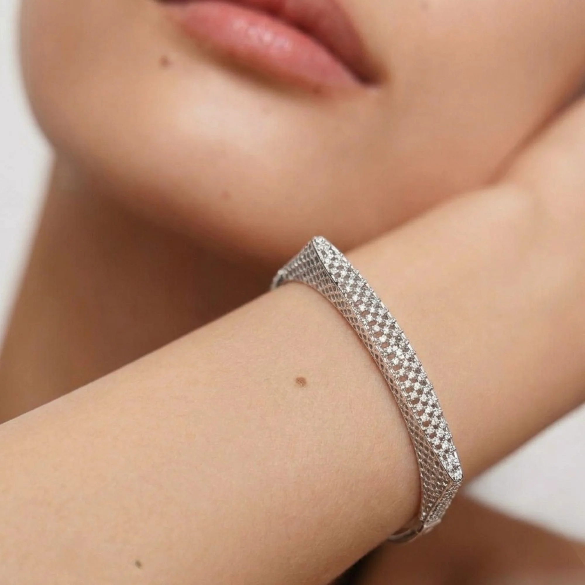 Silver Elegant Lattice Kada - 2