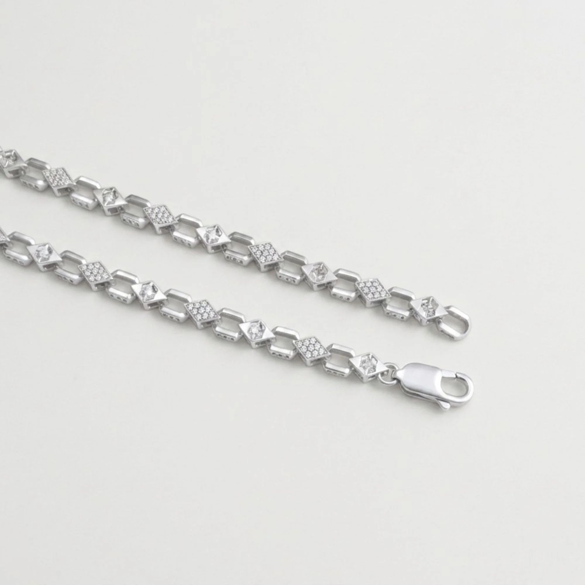 Silver Alternating Rhombus Men's Chain - Image 3