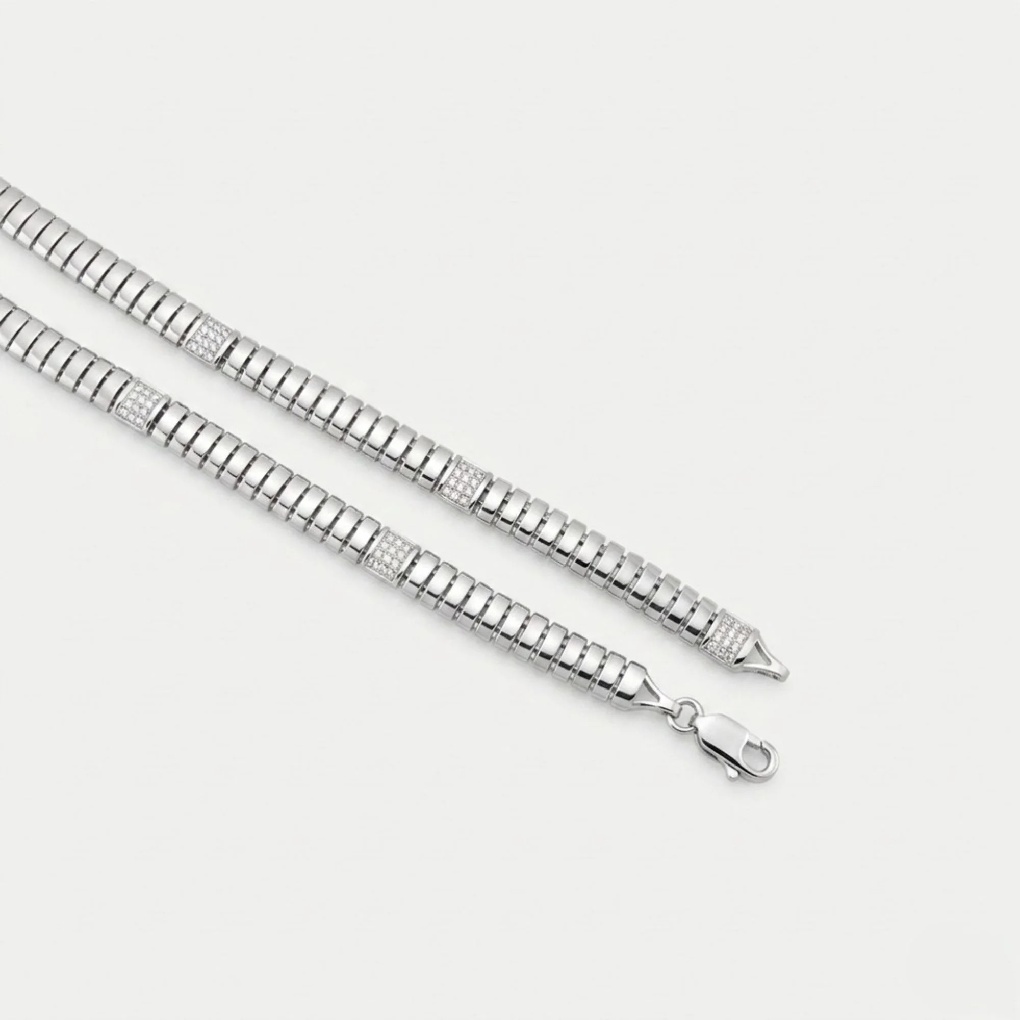 Silver Ribbed Tubular Men's Chain - Image 3