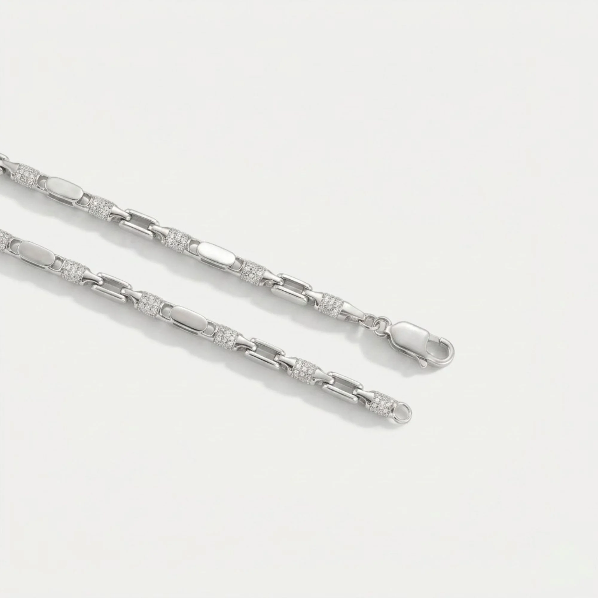 Silver Linear Bullet Link Men's Chain - Image 3