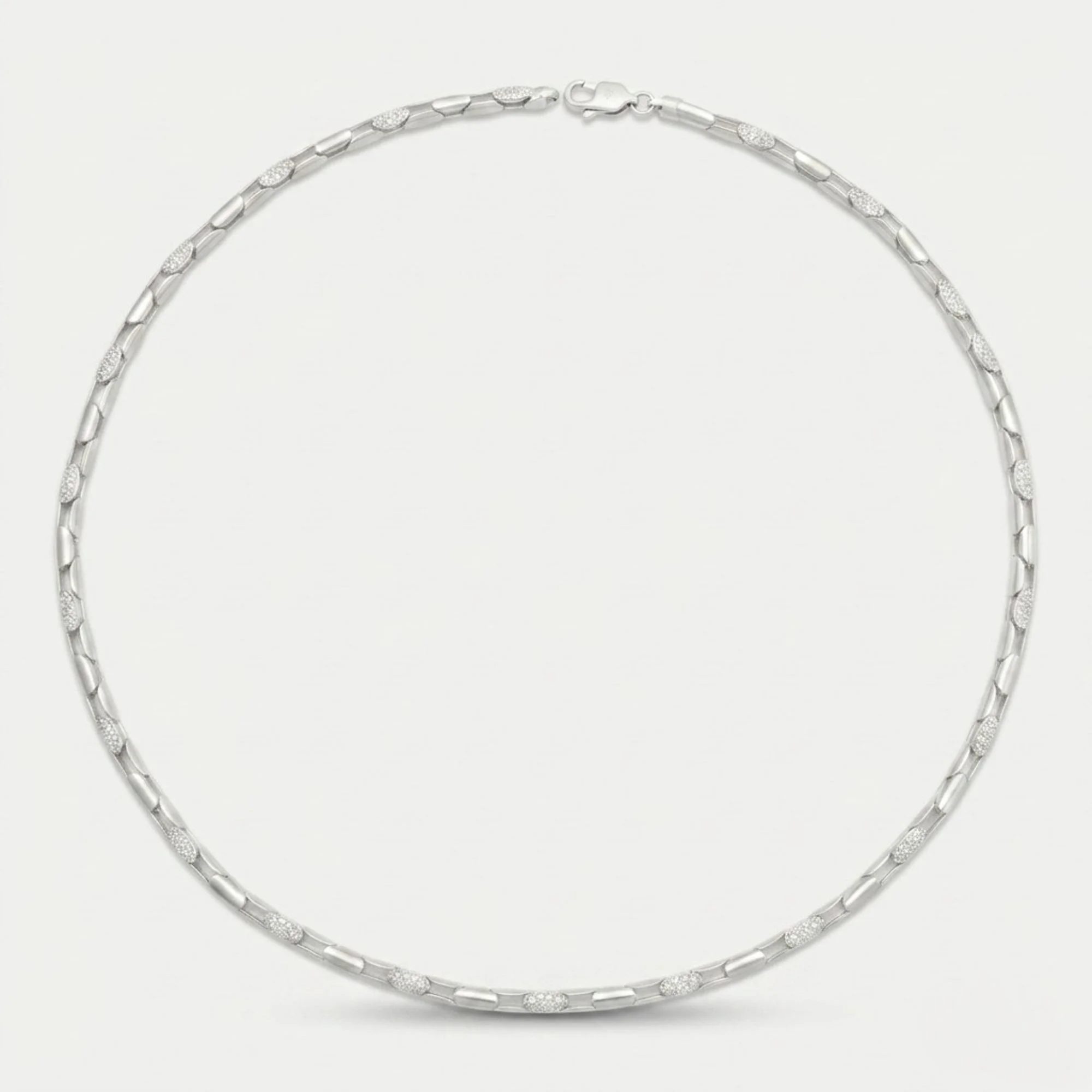 Silver Oval Boat Link Men's Chain - Image 4