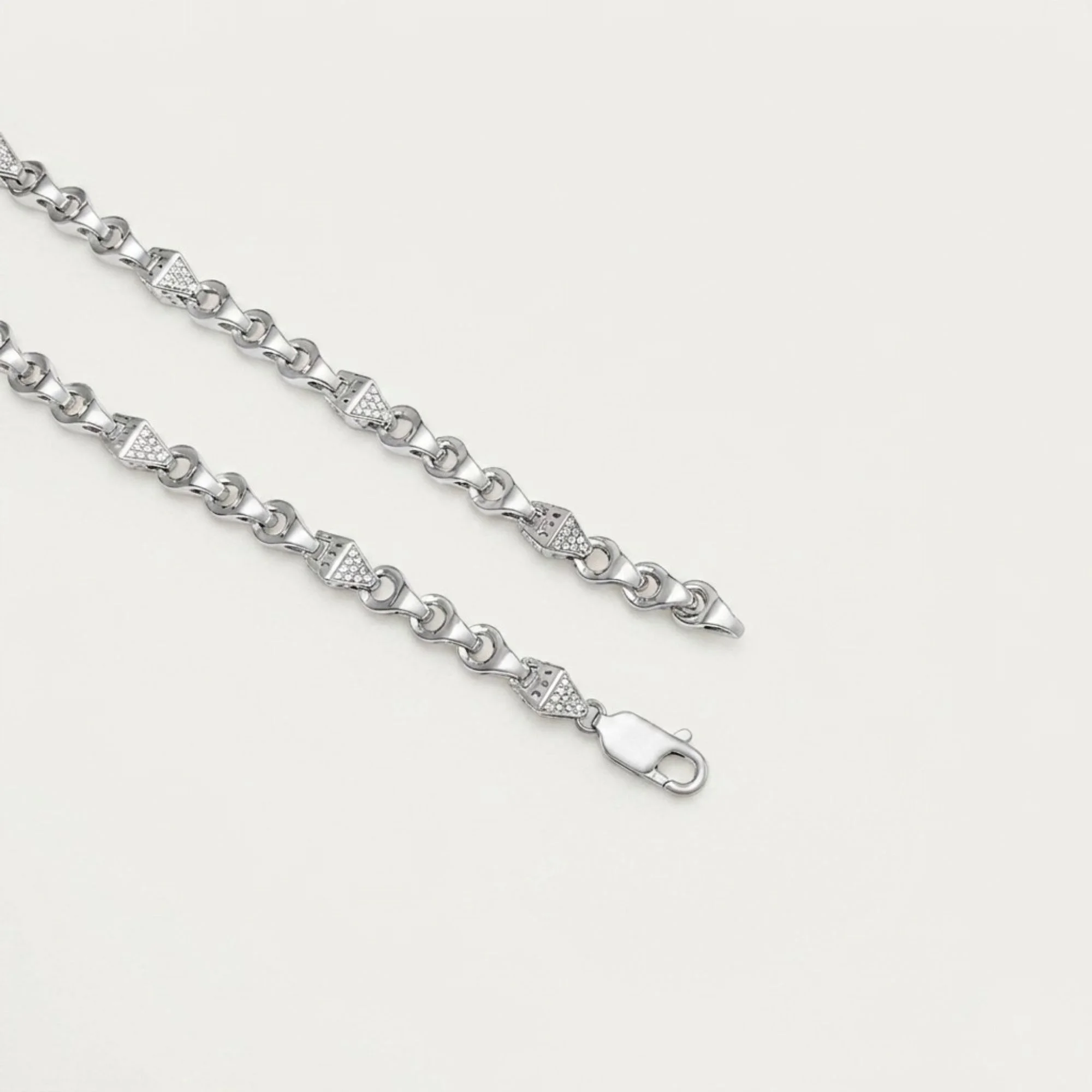 Silver 3D Pyramid Men's Chain - Image 3