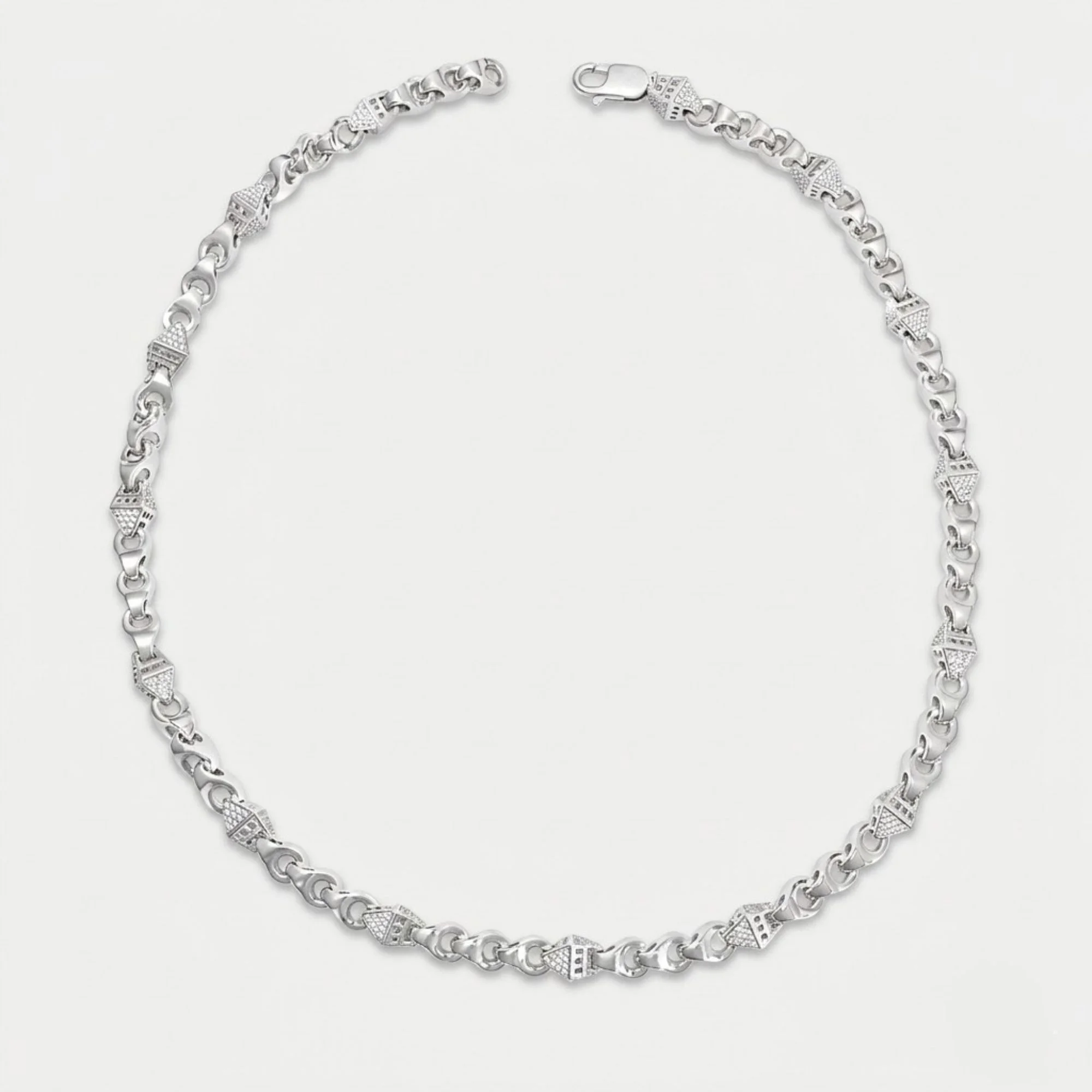 Silver 3D Pyramid Men's Chain - Image 4