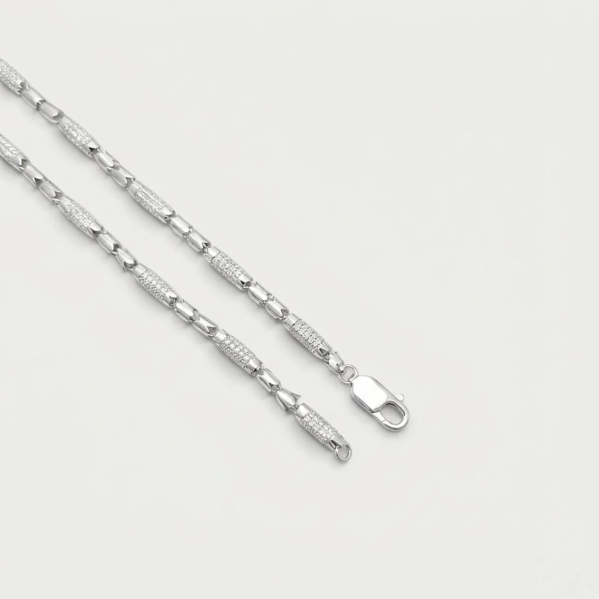 Silver Capsule Link Men's Chain - Image 3