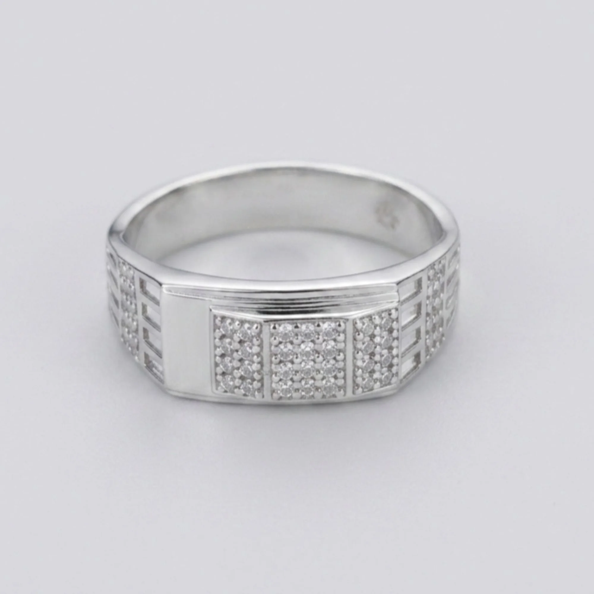 Silver Rectangular Stone-Studded Men's Ring - Image 4