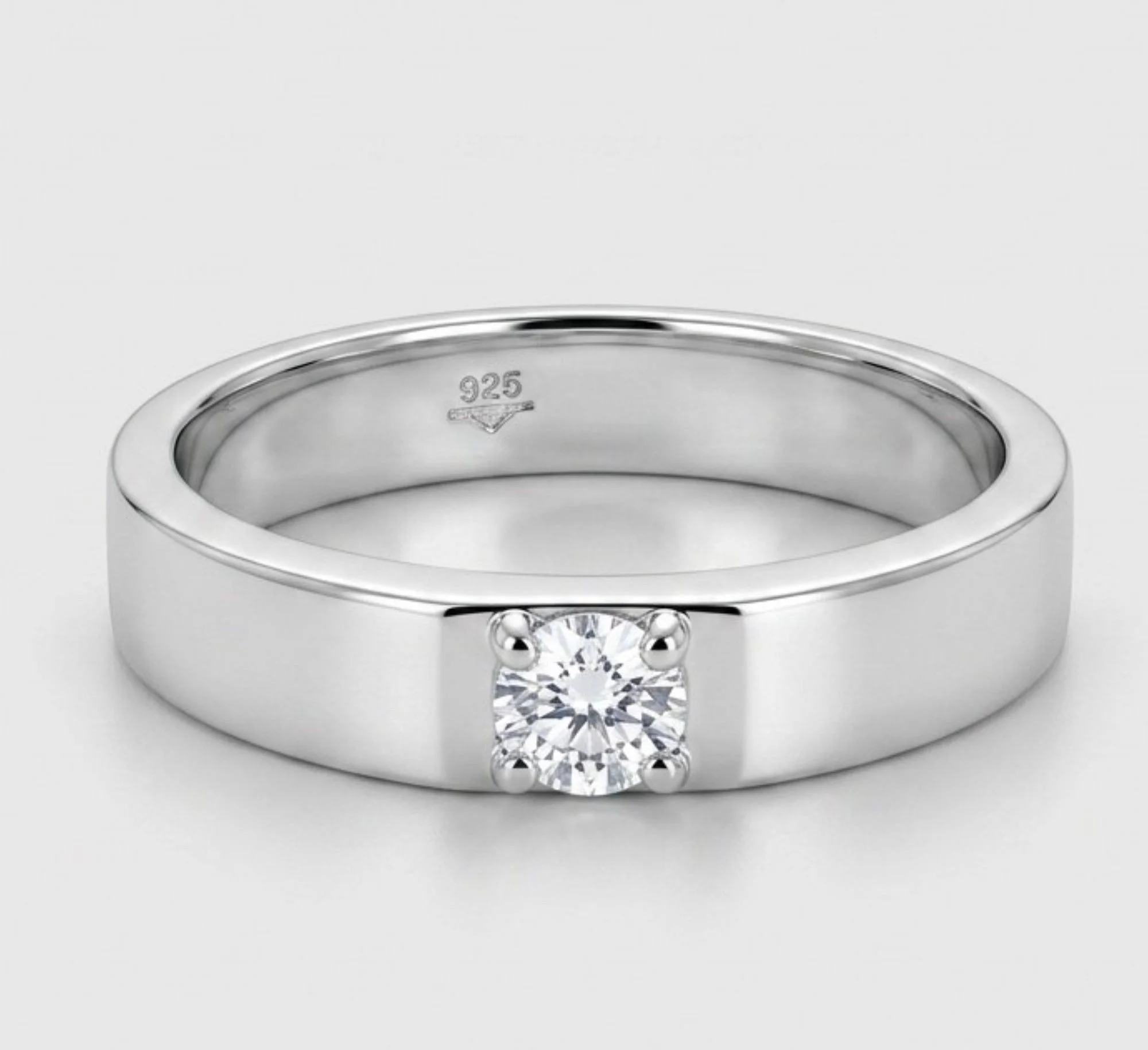 Silver Classic Clarity Men's Ring - Image 4