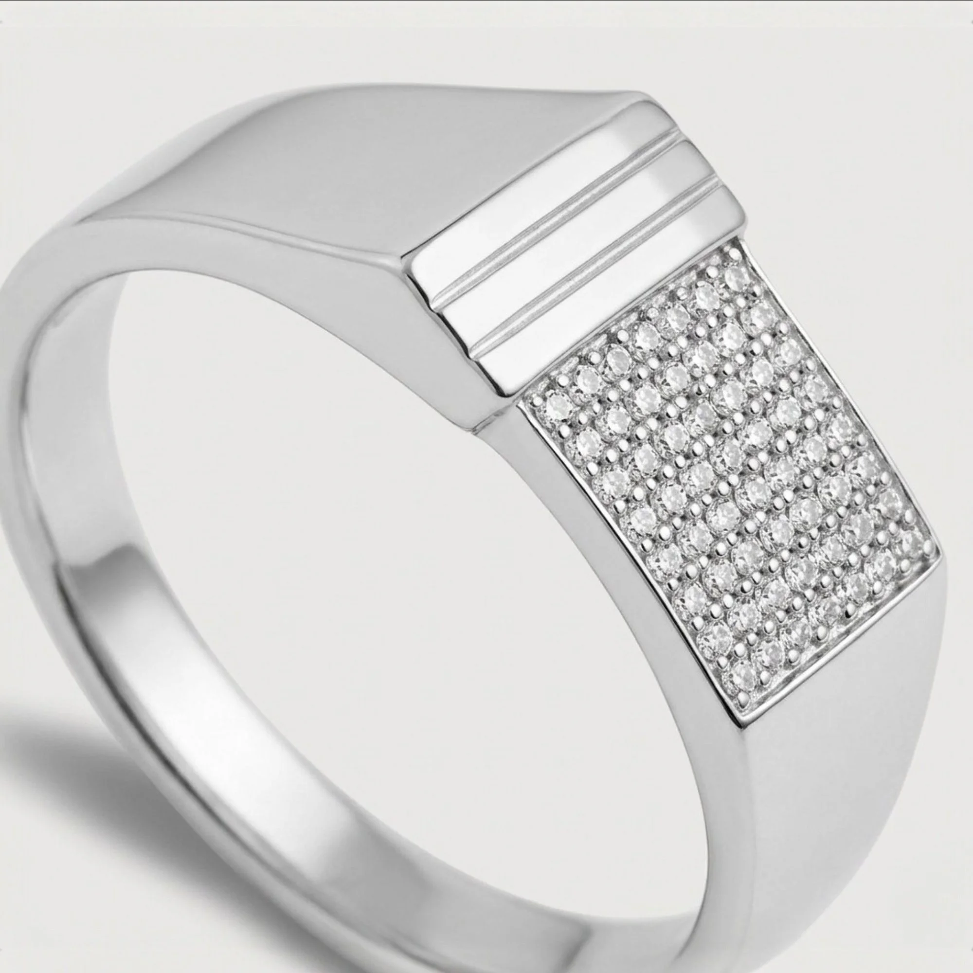 Silver Triple-Groove Men's Ring - Image 3