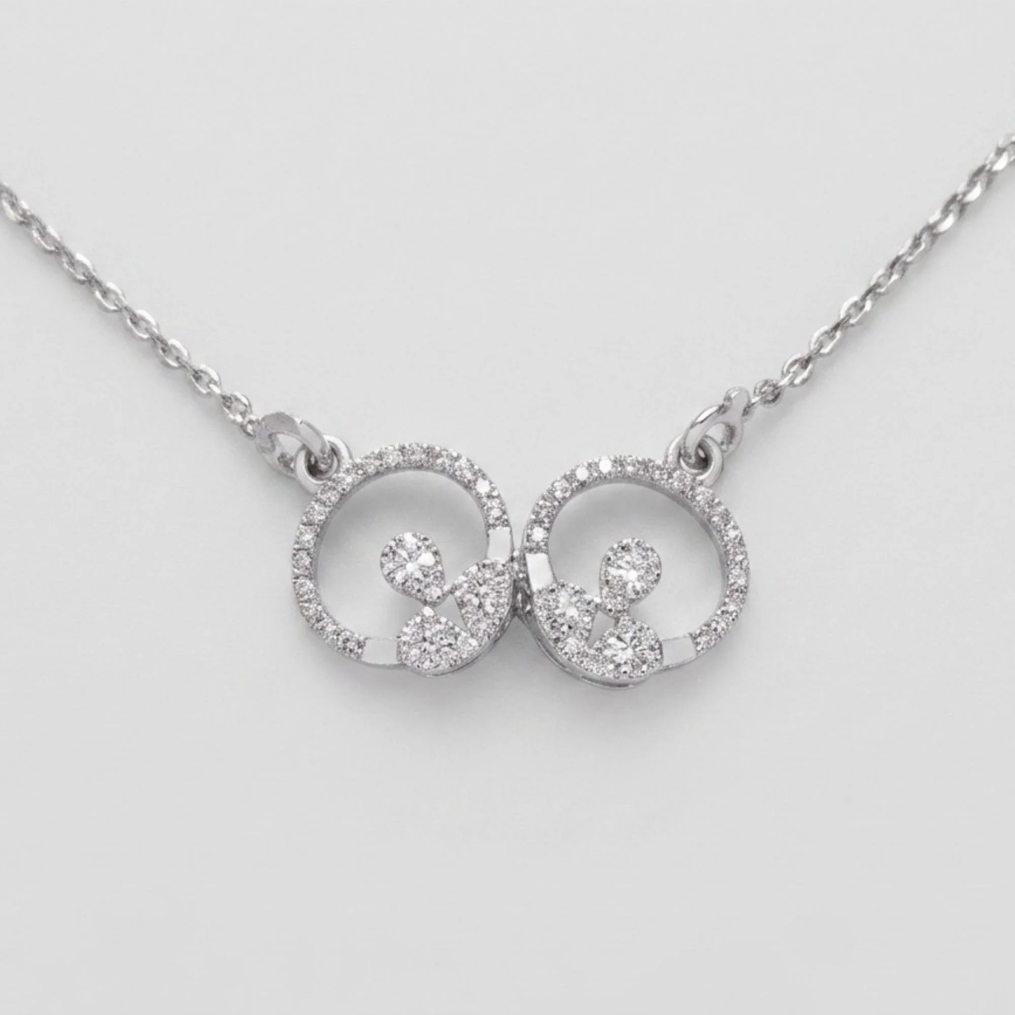 Silver Interlocked Infinity Chain & Pendant - Image 1