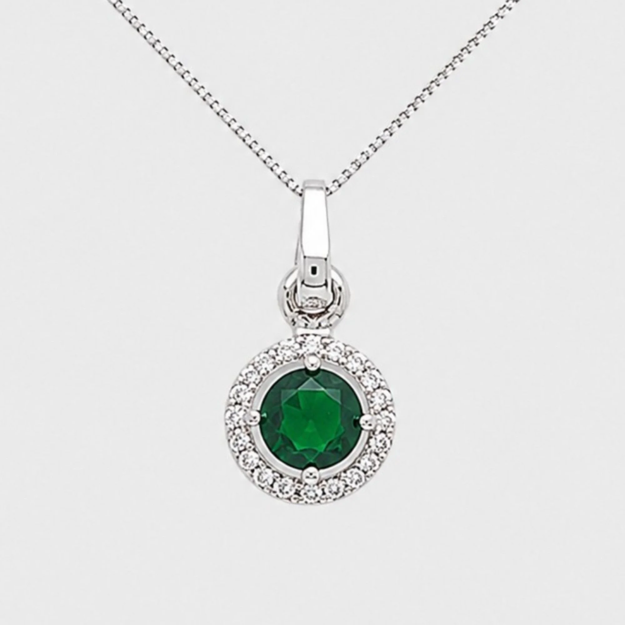 Silver Green Solitaire Chain & Pendant - Image 1