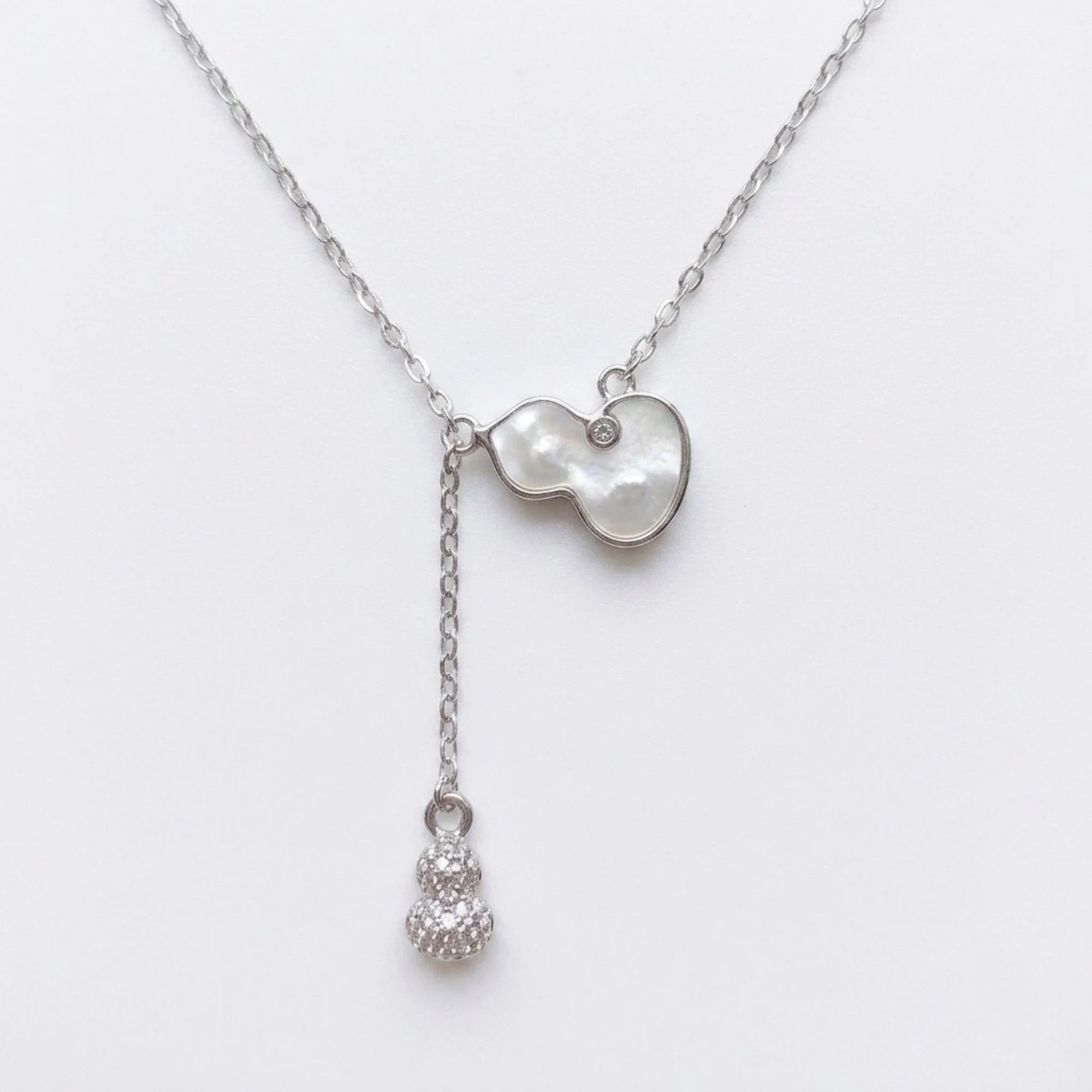 Silver Ethereal Dewdrop Chain & Pendant - Image 1