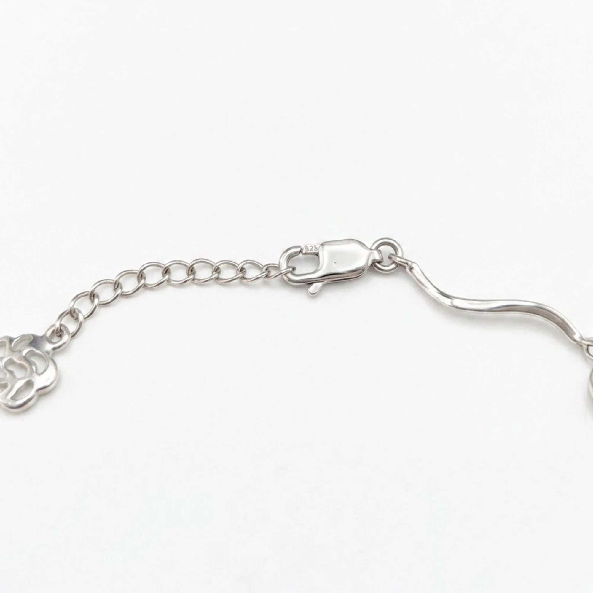 Silver Floral Wave Bracelet Bracelet - Image 4