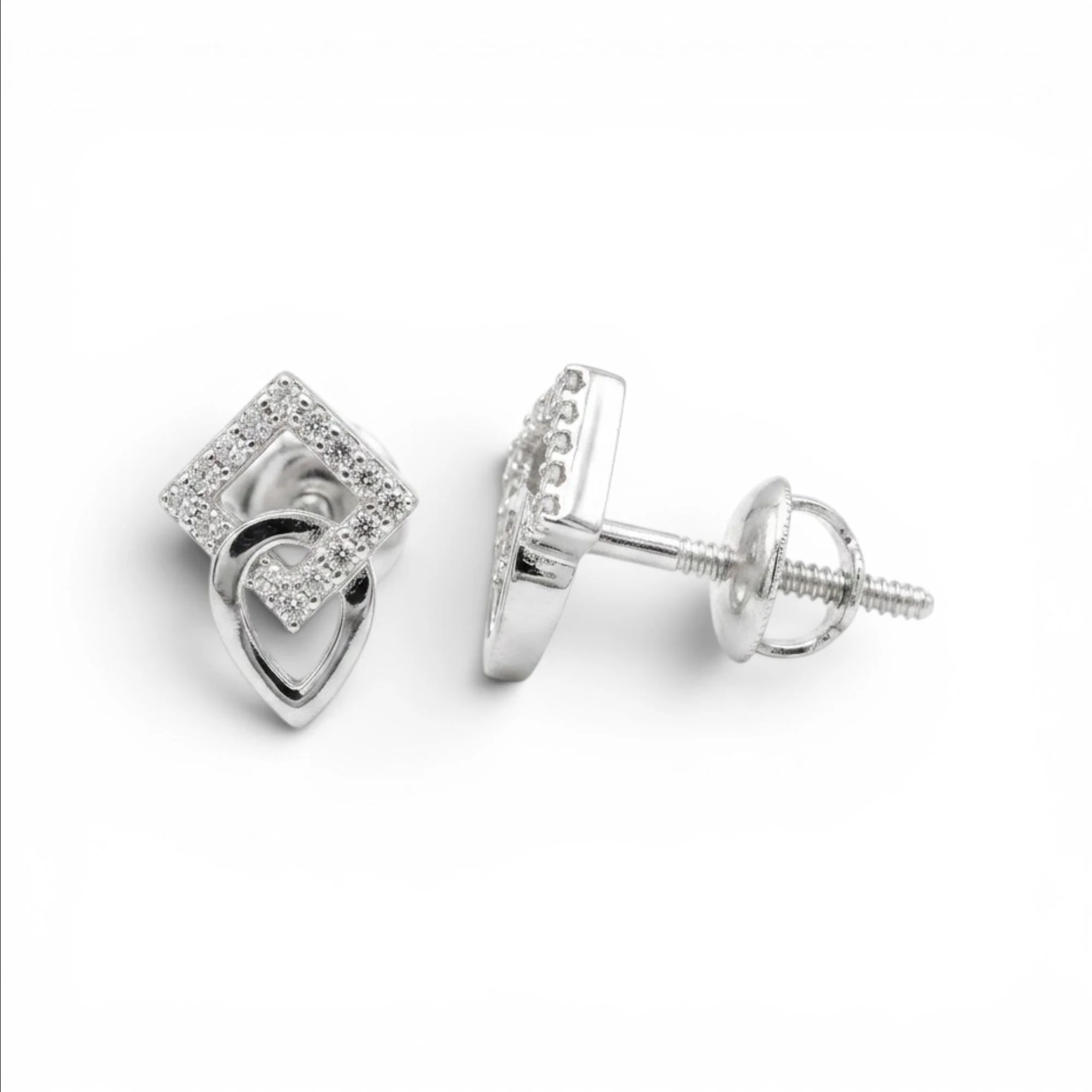 Silver Interlocked Diamond Motif Mangalsutra Earrings Set - Image 4