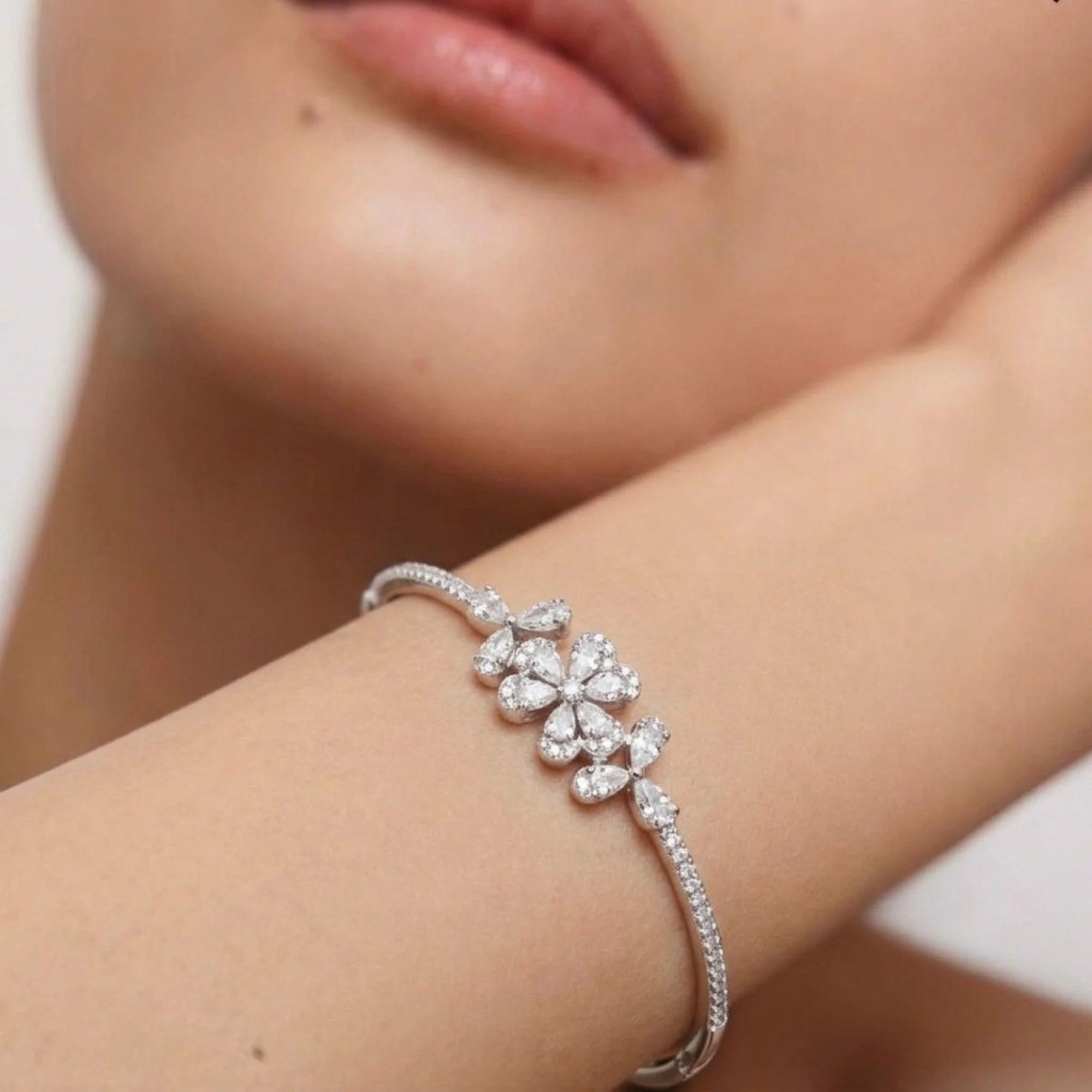 Silver Pear Petal Kada - 2